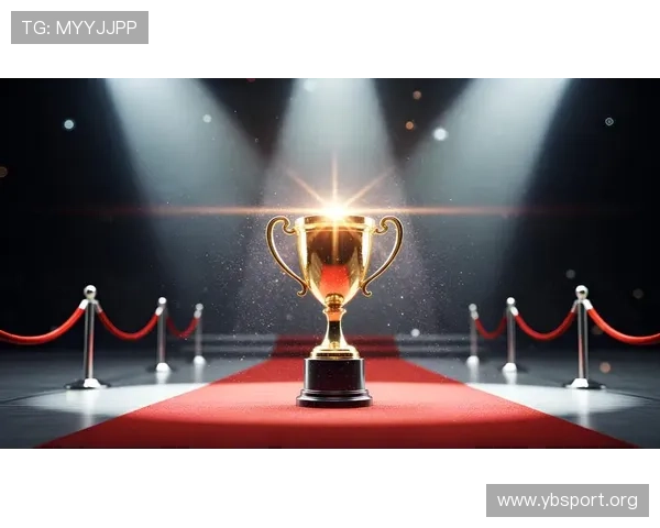 欧洲杯荣耀时刻 奖杯闪耀背后凝聚着无数拼搏与汗水的两字宣言 欧洲杯荣耀时刻 奖杯闪耀背后凝聚着无数拼搏与汗水的两字宣言