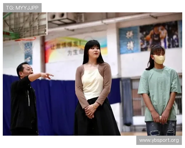 李月汝感恩众人关爱携手温暖力量勇敢踏上辉映未来新征程的灿烂旅途 李月汝感恩众人关爱携手温暖力量勇敢踏上辉映未来新征程的灿烂旅途